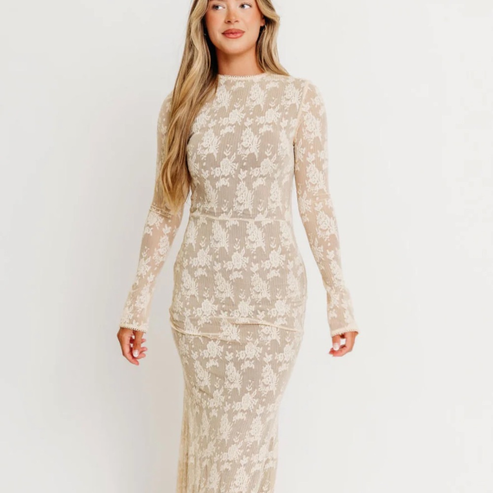 Worth Collective Elegant Cream Lace Dress